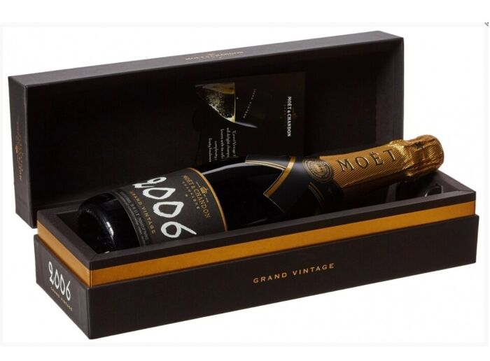 Moet & Chandon Grand Vintage Collection 2006 gift box